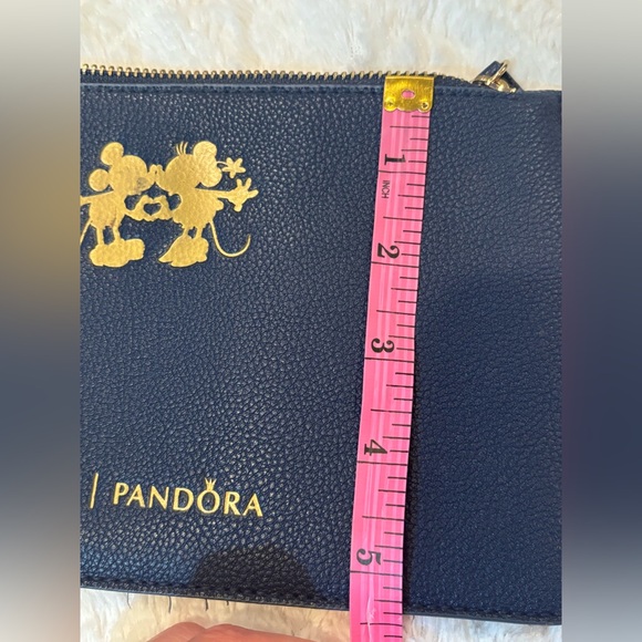 Disney x Pandora Wristlet NWOT Flawed Navy - Picture 5 of 7